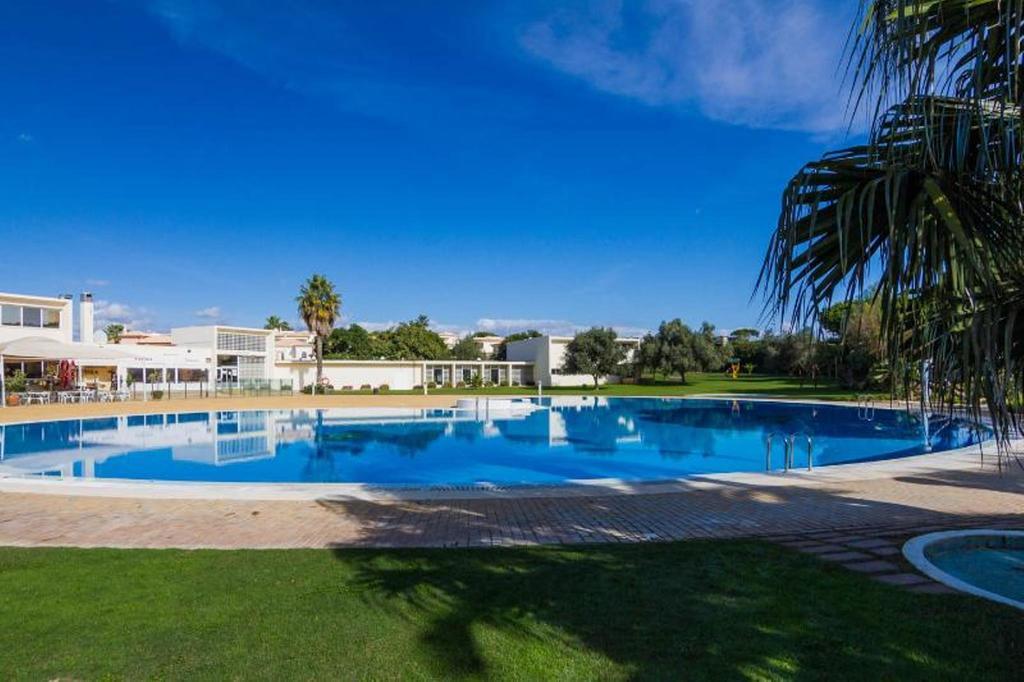 Sunny Apartment Al-Sakia, Quarteira, Vilamoura Eksteriør billede